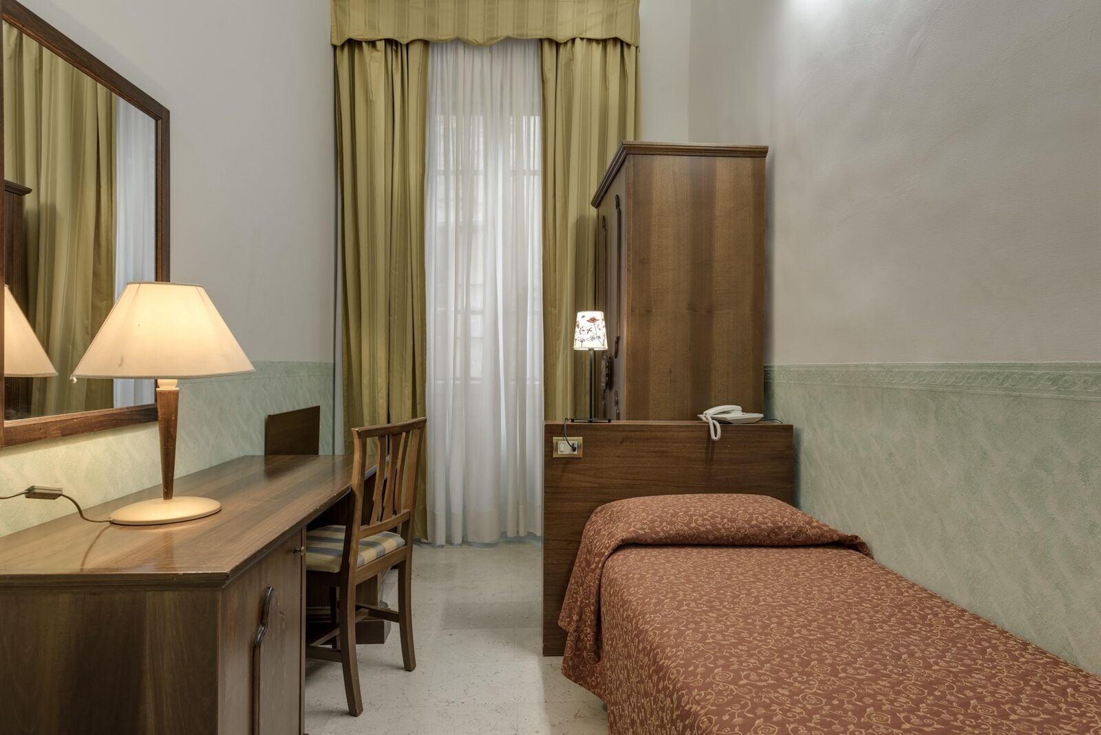 Hotel Olimpia Флоренция Экстерьер фото