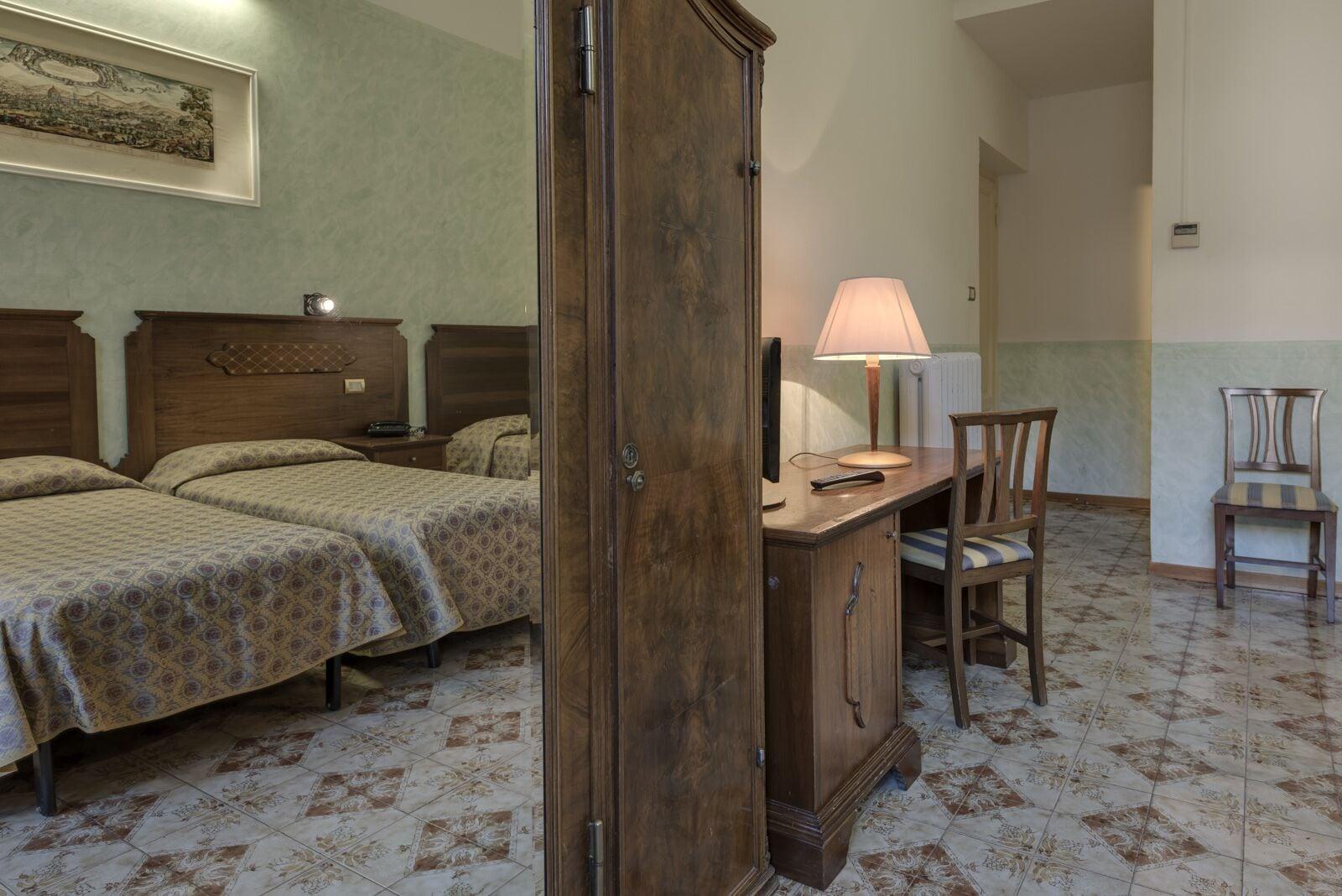 Hotel Olimpia Флоренция Экстерьер фото