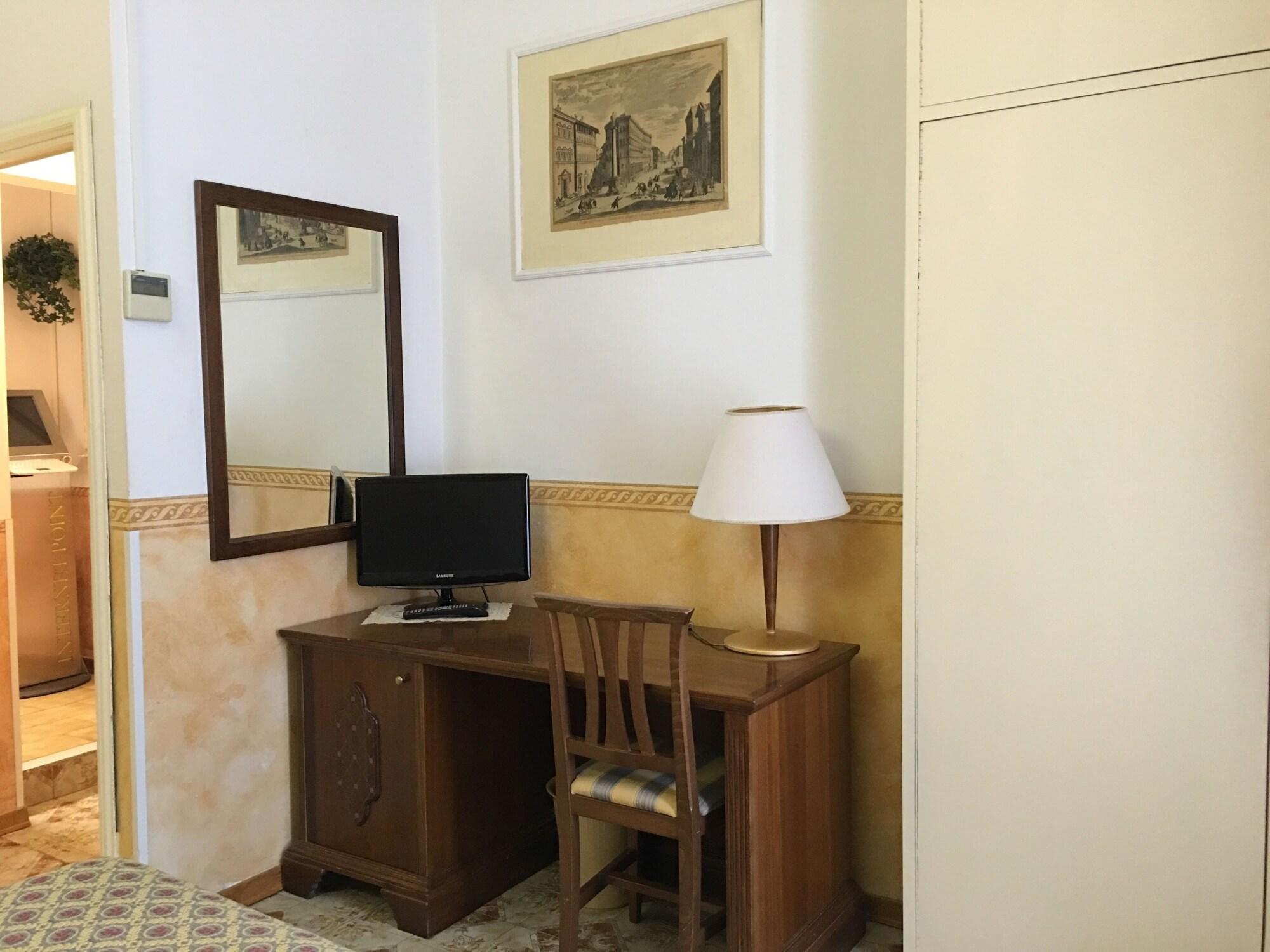Hotel Olimpia Флоренция Экстерьер фото